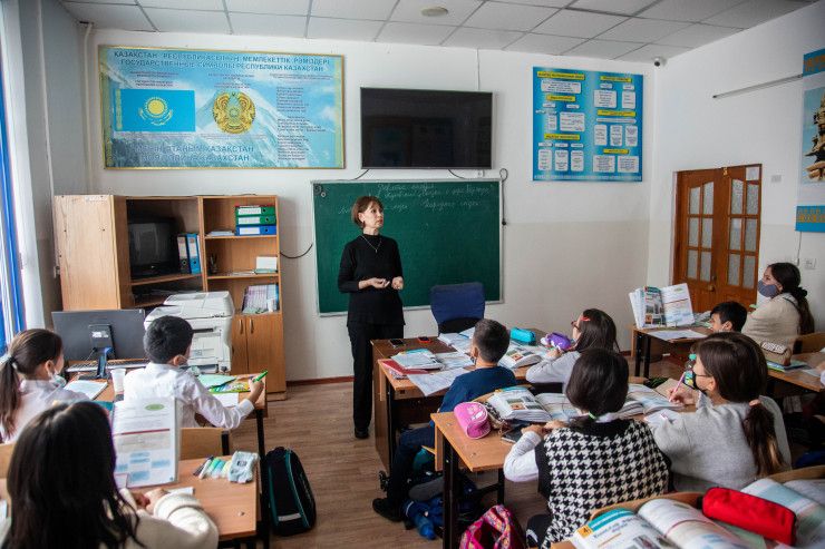 Русским классам школ Казахстана грозит острый дефицит учителей?